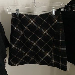 hollister plaid skirt